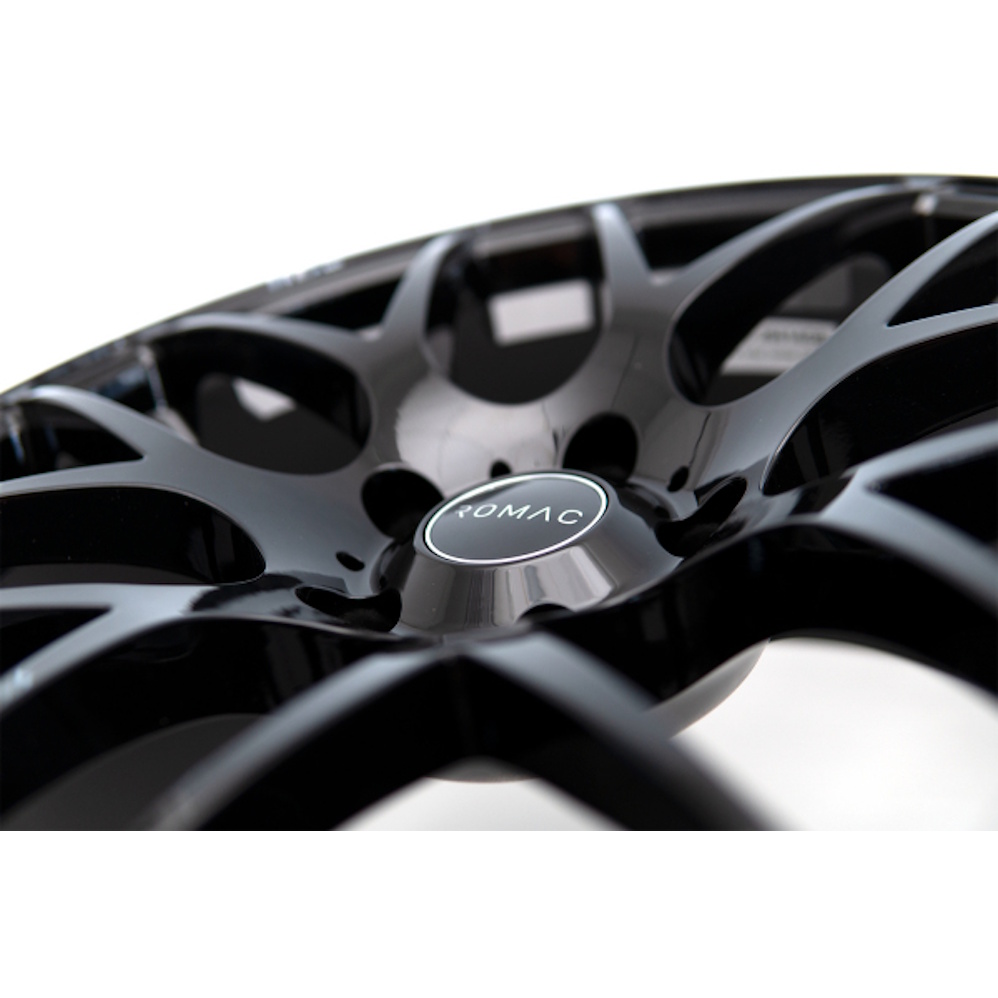 17" Romac Radium Gloss Black Alloy Wheels