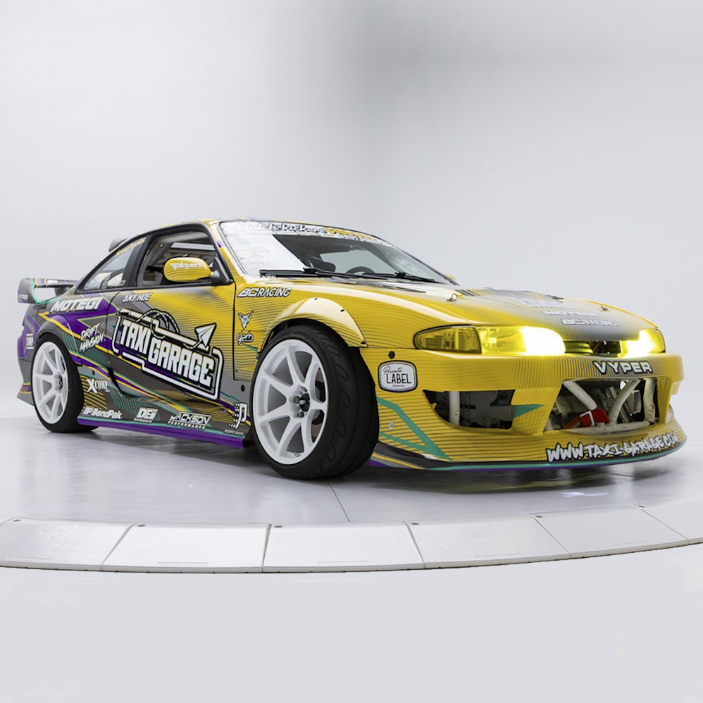 18" Motegi Racing MR154 Battle White Alloy Wheels