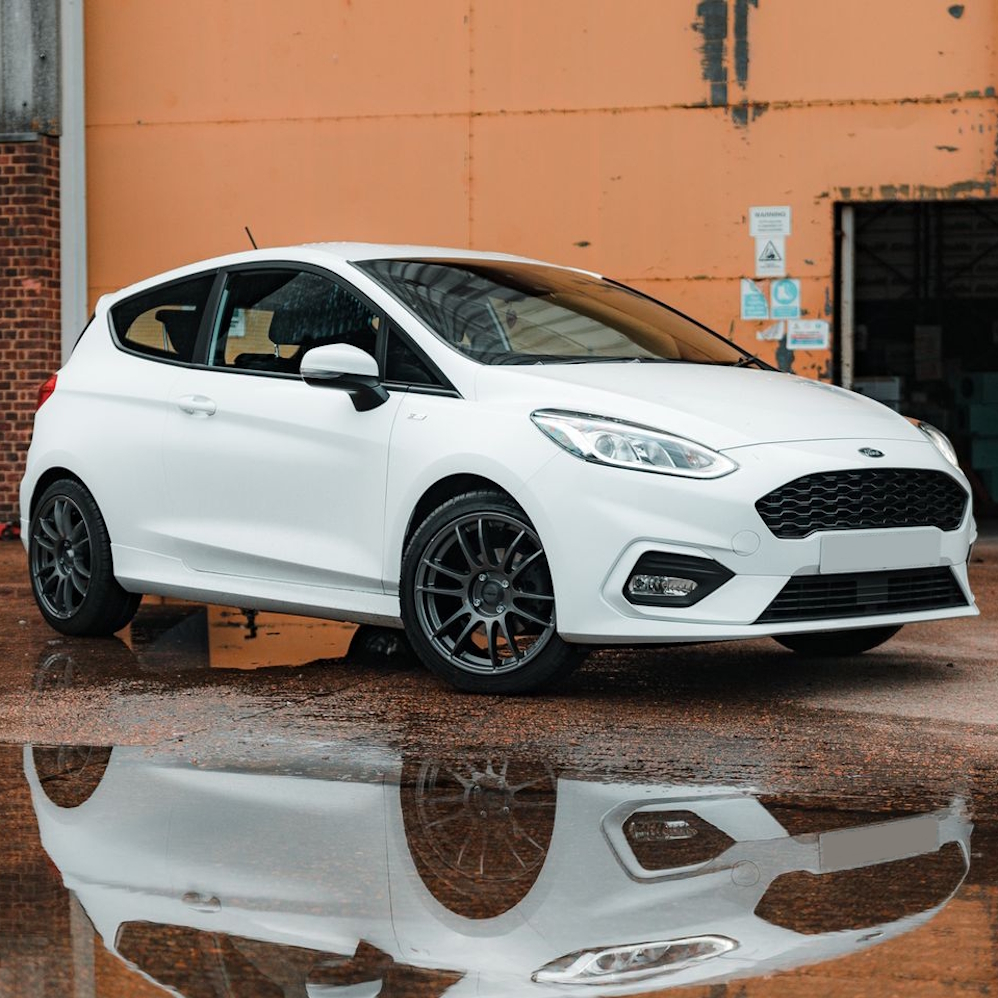 17" Calibre Suzuka Gunmetal Alloy Wheels