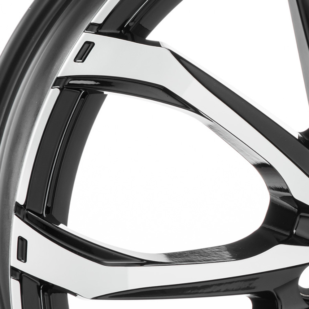 17" MSW (by OZ) 48 Gloss Black Polished Alloy Wheels