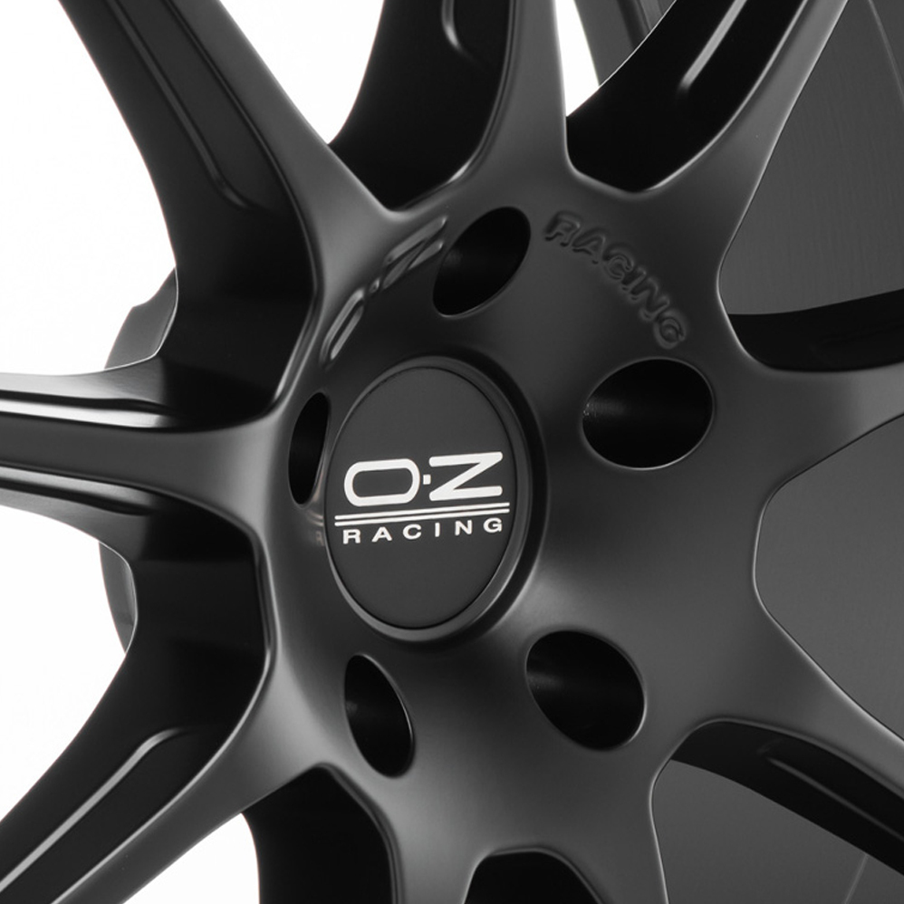 18" OZ Racing Omnia Matt Black Alloy Wheels